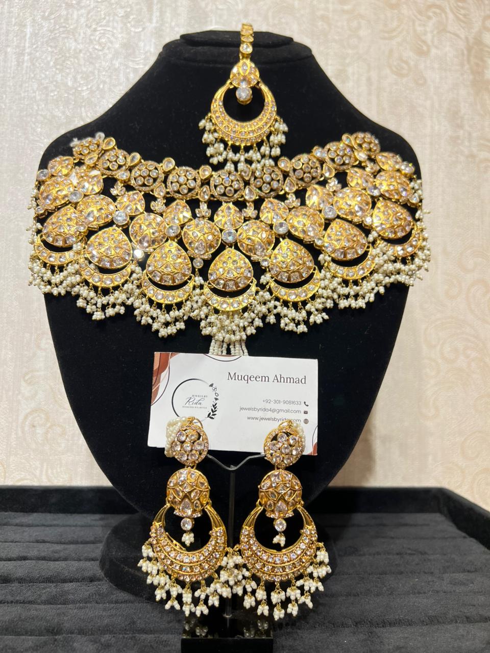 Elegant White Crystal Luxury Jewelry Set