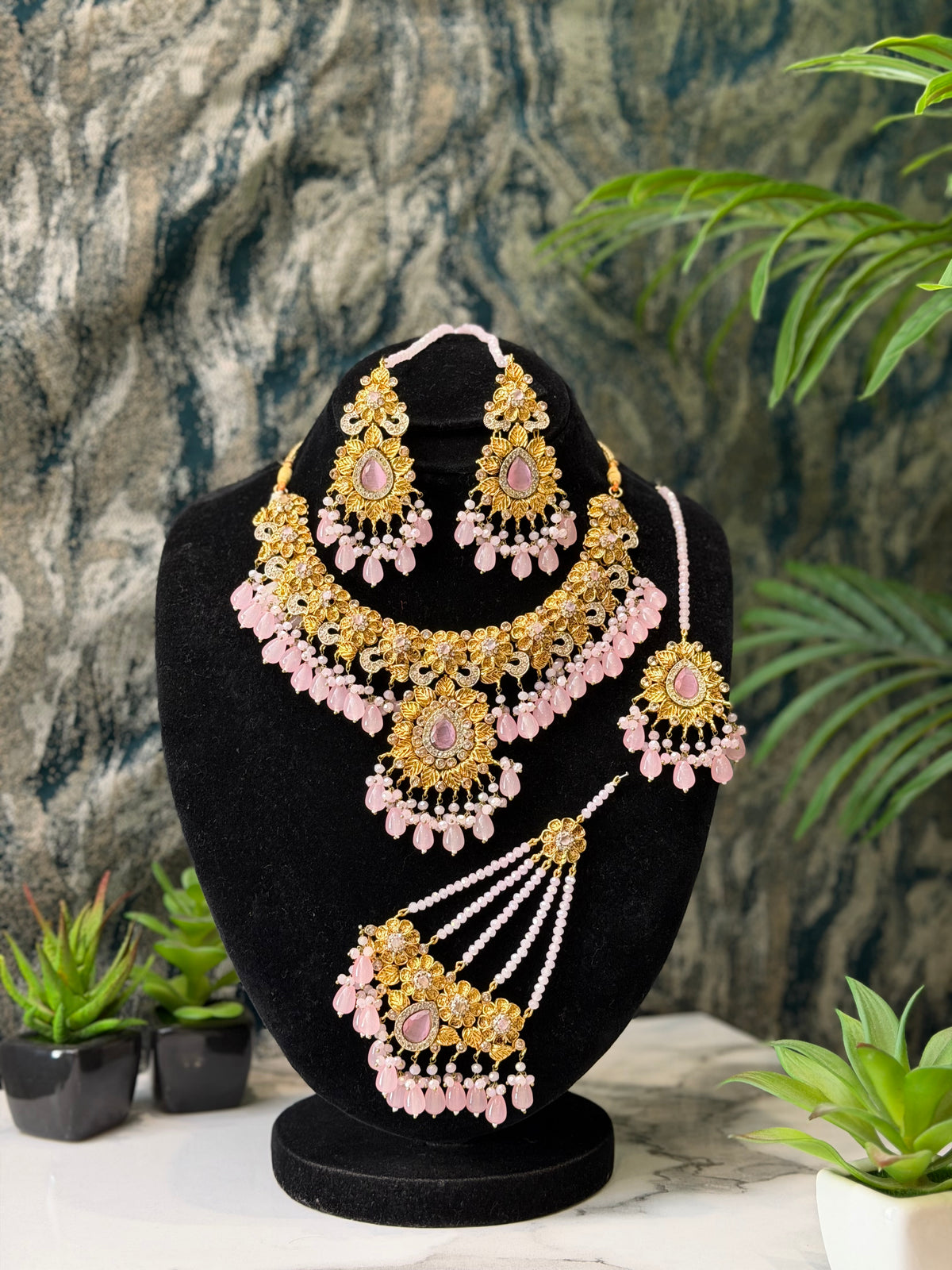 Traditional bridal set