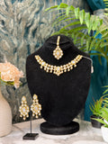 Elegant kundan set