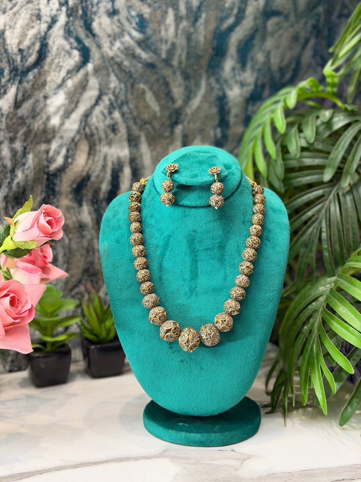 Antique-Inspired Handcrafted Necklace Set