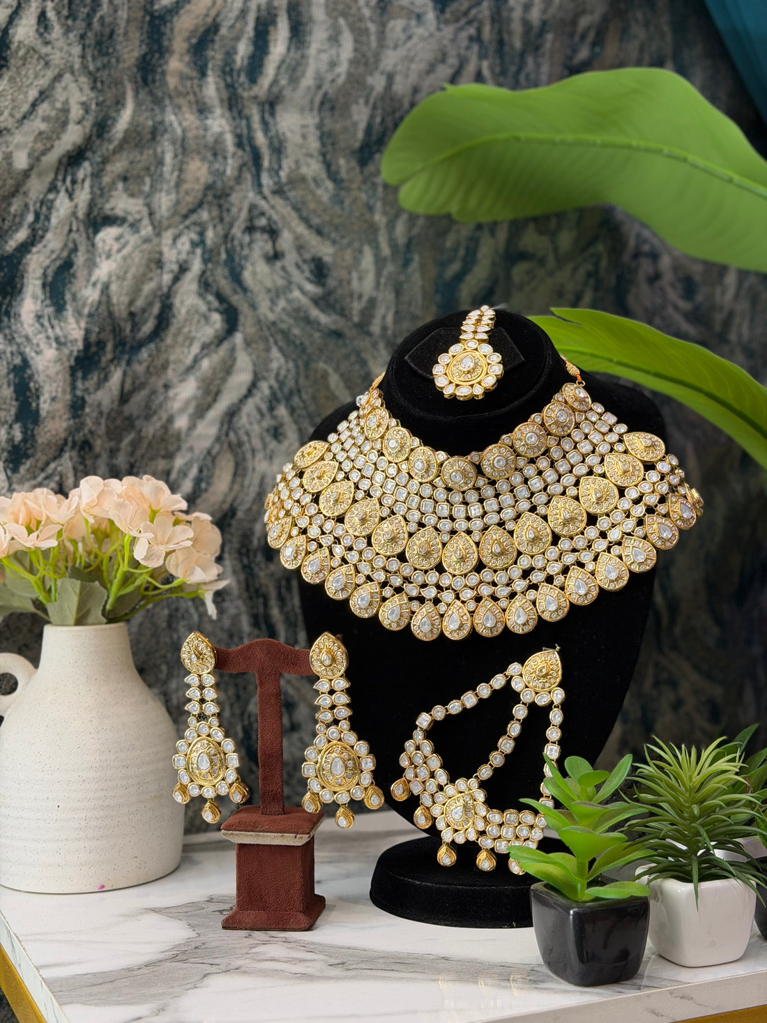 Bridal kundan set