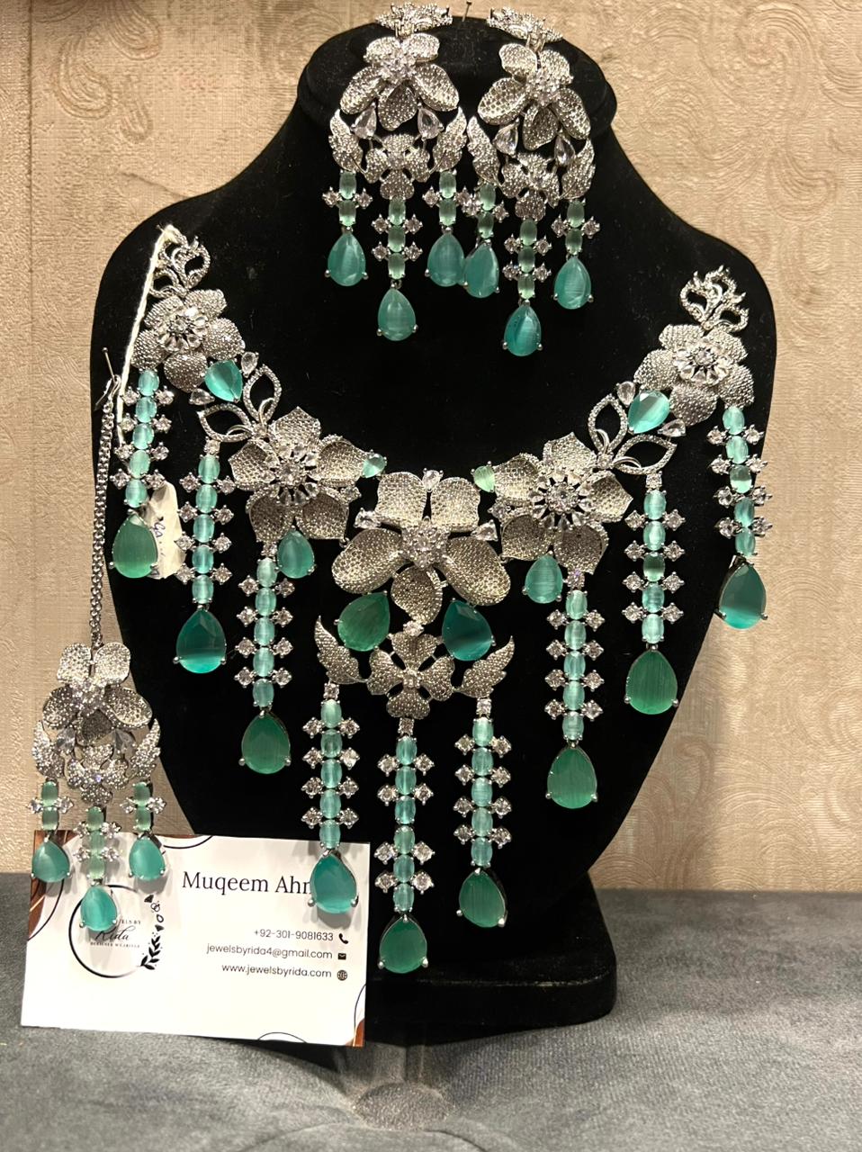 Elegant Silver Bridal Set
