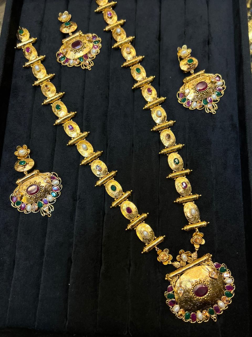 Handmade Gold-Look Jewelry Set